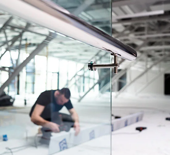 Ocala, FL highly skilled glass repair technicians